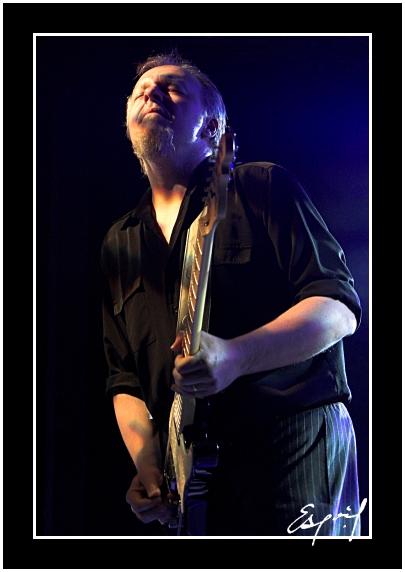 176_7643-01_500.jpg - Fred CHAPELLIER au Salaise Blues Festival.