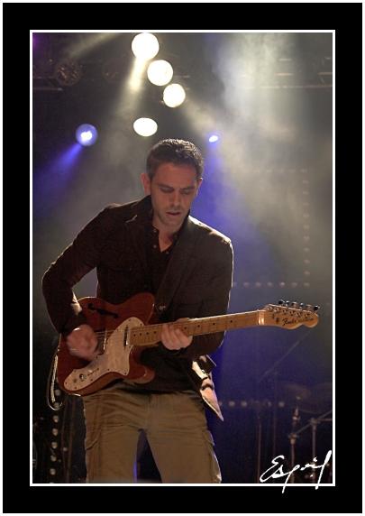 176_7688-01_500.jpg - Miguel M au Salaise Blues Festival.