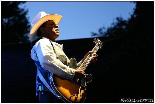 Lonnie_BROOKS01.jpg