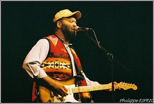 Otis_TAYLOR02.jpg